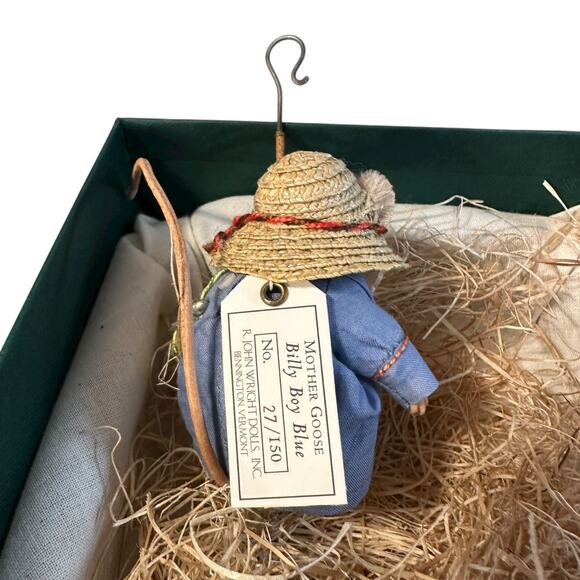 R John Wright #027 of 150 Mice Billy Boy Blue Mother Goose Series Complete - Picture 2 of 5
